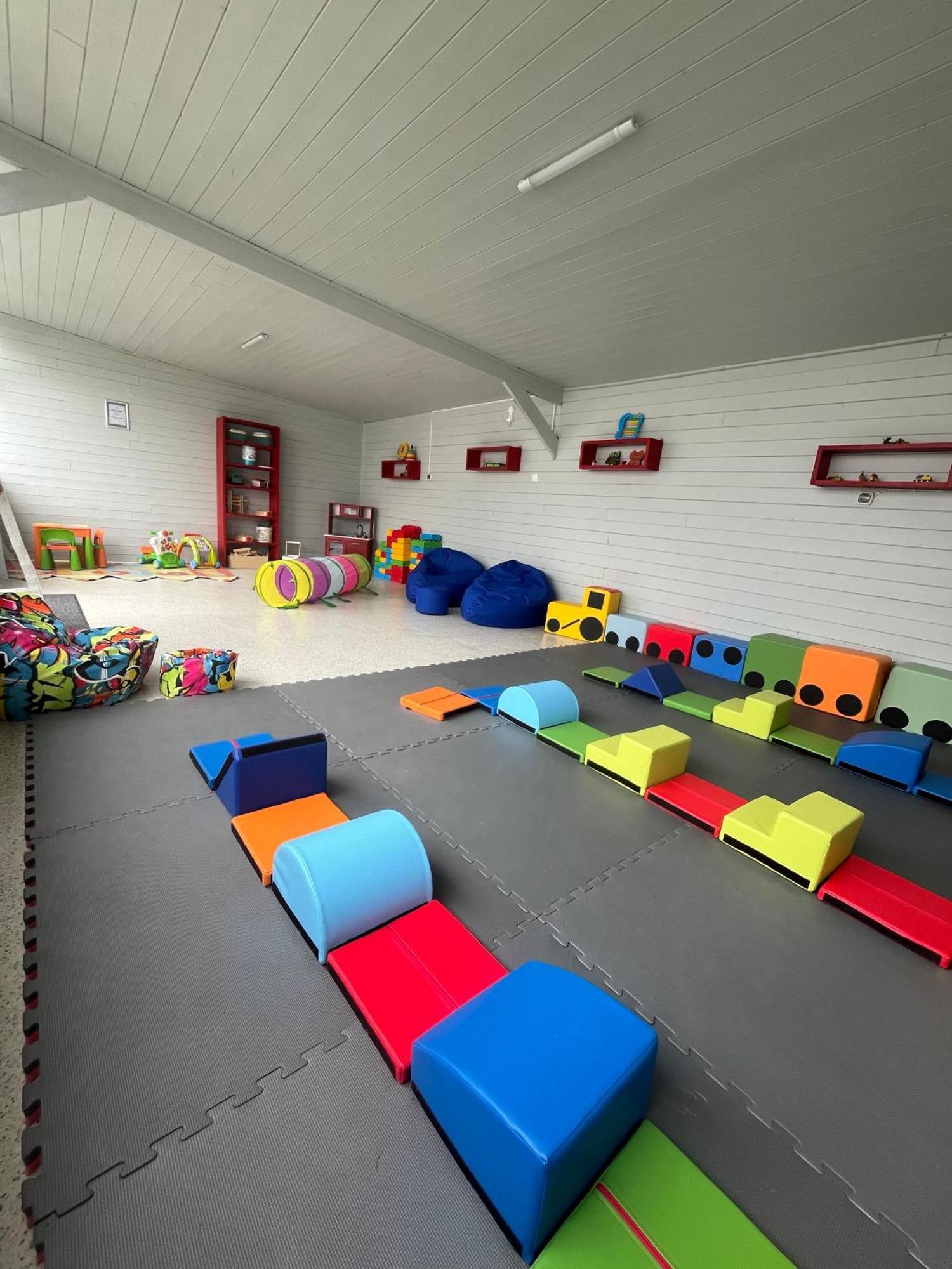 Holiday House Сърбиново Екстериор снимка